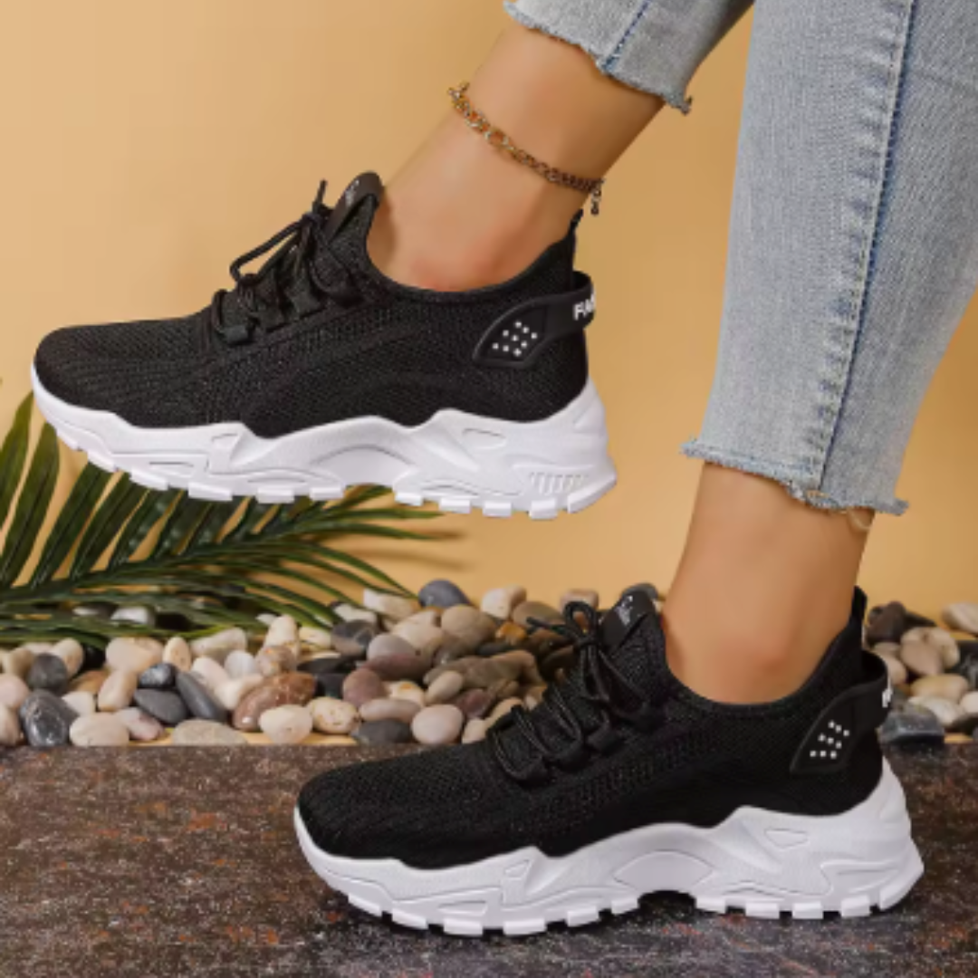 Potsdam – andningsbar sneaker med högre sula