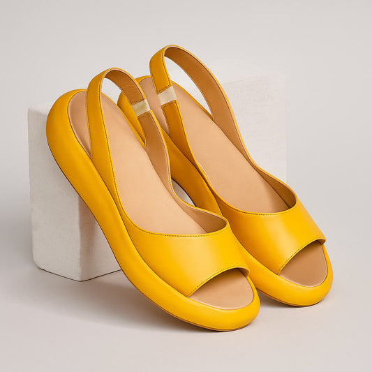 Kyara Gula Sandaler med Elegant Design
