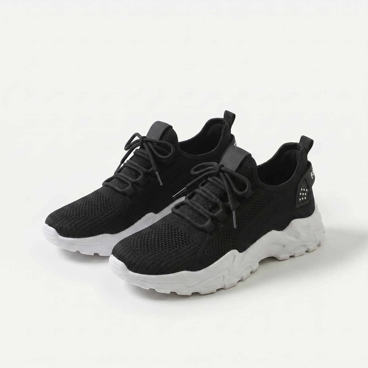 Potsdam – andningsbar sneaker med högre sula