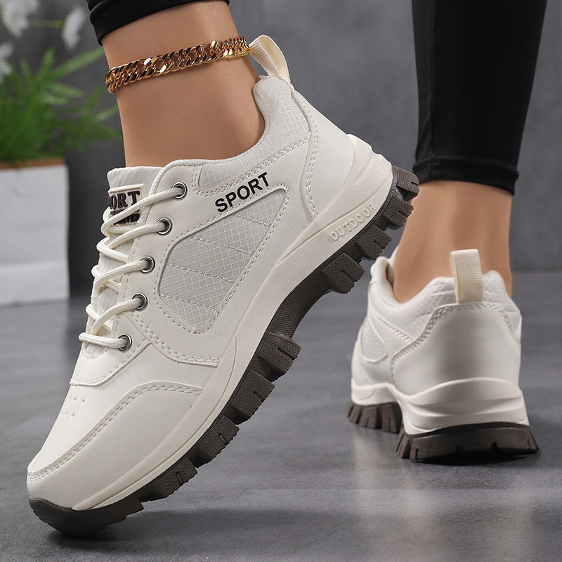 Merel – lätt trailsneaker