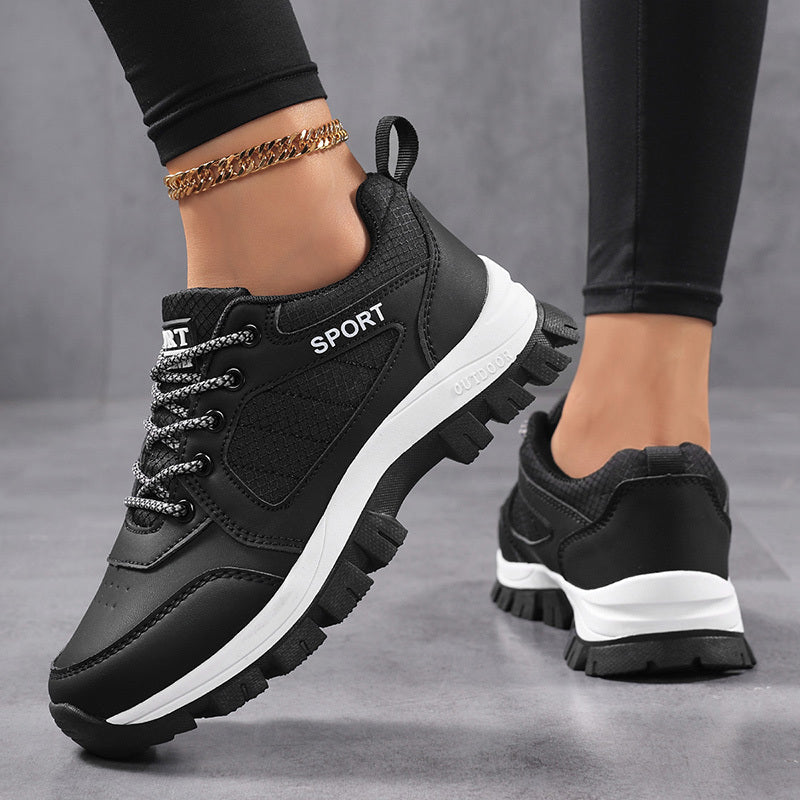 Merel – lätt trailsneaker