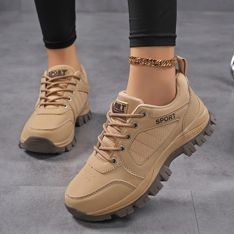 Merel – lätt trailsneaker