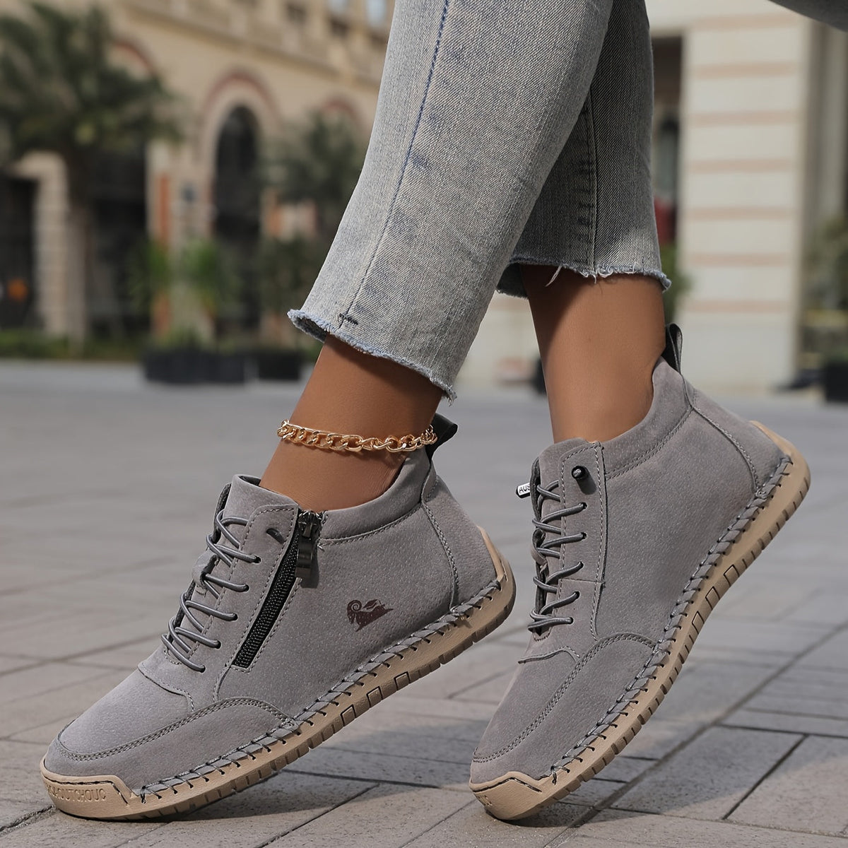 Mila – bekväm sneaker med dragkedja