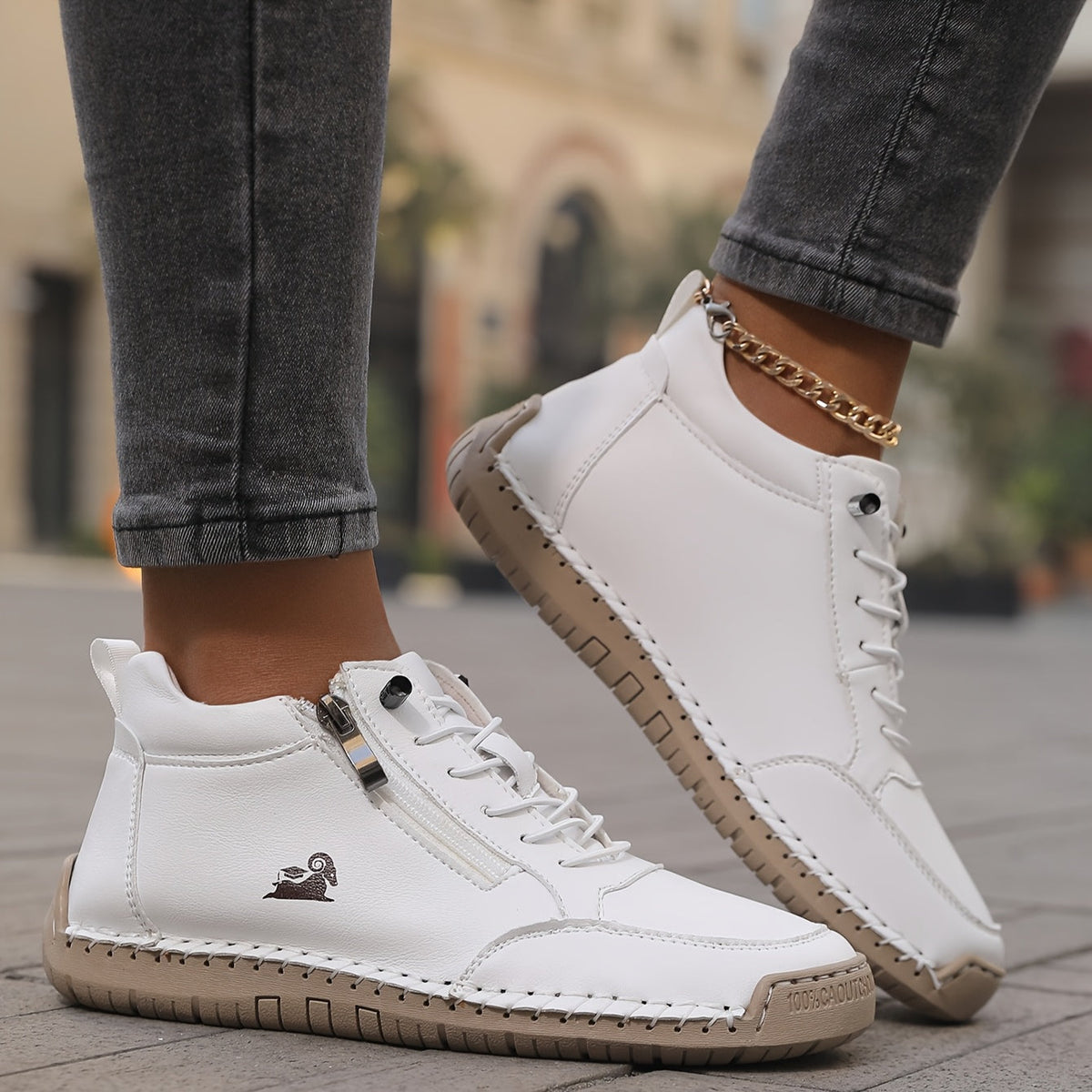 Mila – bekväm sneaker med dragkedja